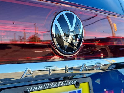 2025 Volkswagen Atlas 2.0T SE