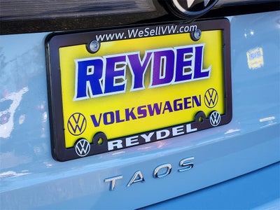 2026 Volkswagen Taos 1.5T SE Black