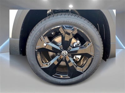 2025 Volkswagen Taos 1.5T SEL