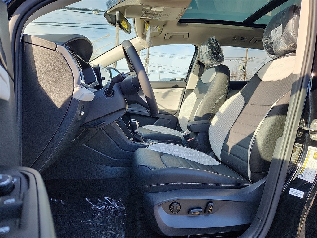 2026 Volkswagen Taos 1.5T SEL