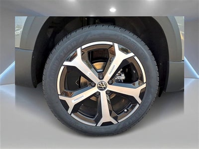 2025 Volkswagen Taos 1.5T SEL