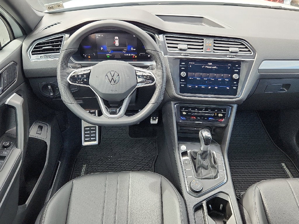 2024 Volkswagen Tiguan 2.0T SE R-Line Black
