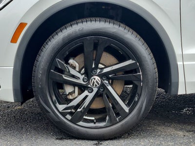2024 Volkswagen Tiguan 2.0T SE R-Line Black