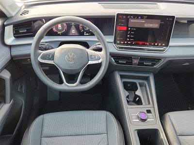 2025 Volkswagen Tiguan 2.0T SE