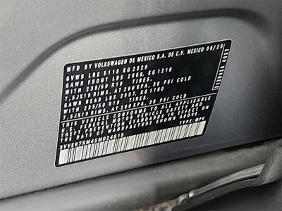 2025 Volkswagen Tiguan 2.0T SE