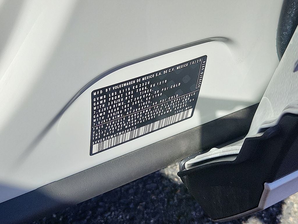 2026 Volkswagen Tiguan 2.0T SE