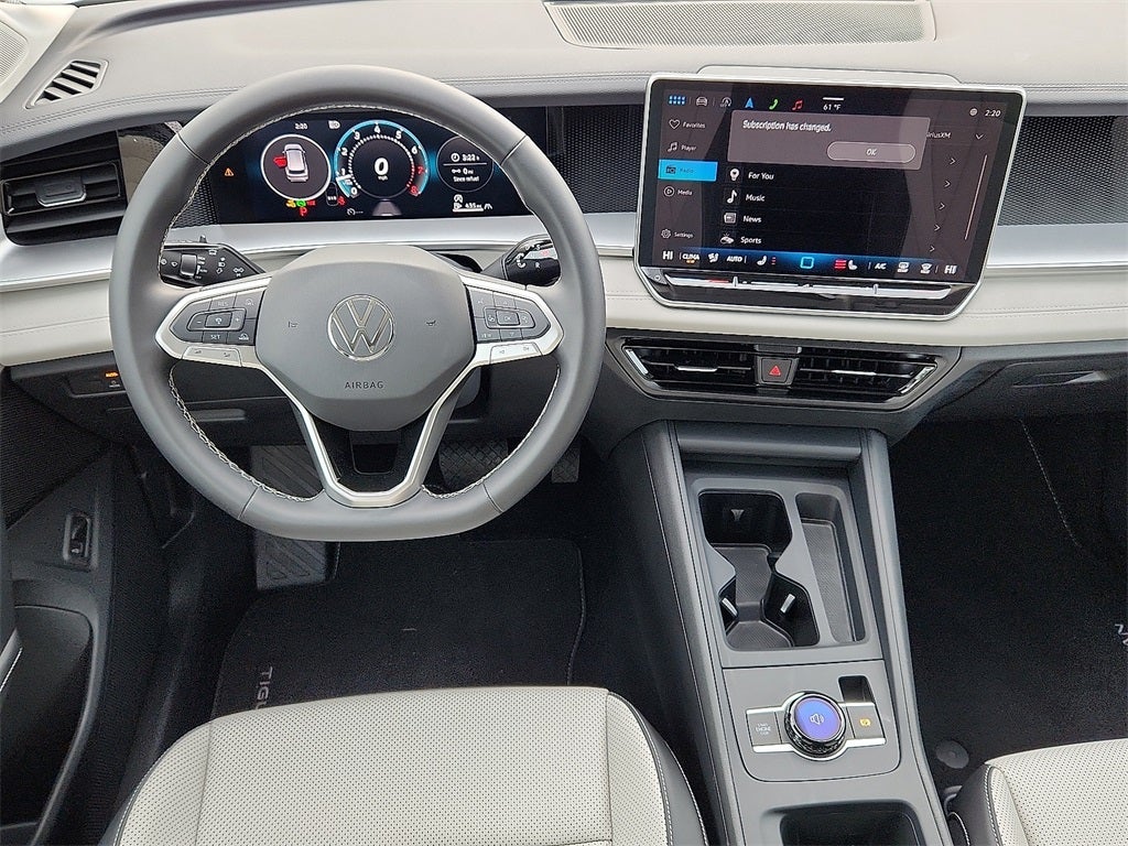 2025 Volkswagen Tiguan 2.0T SE