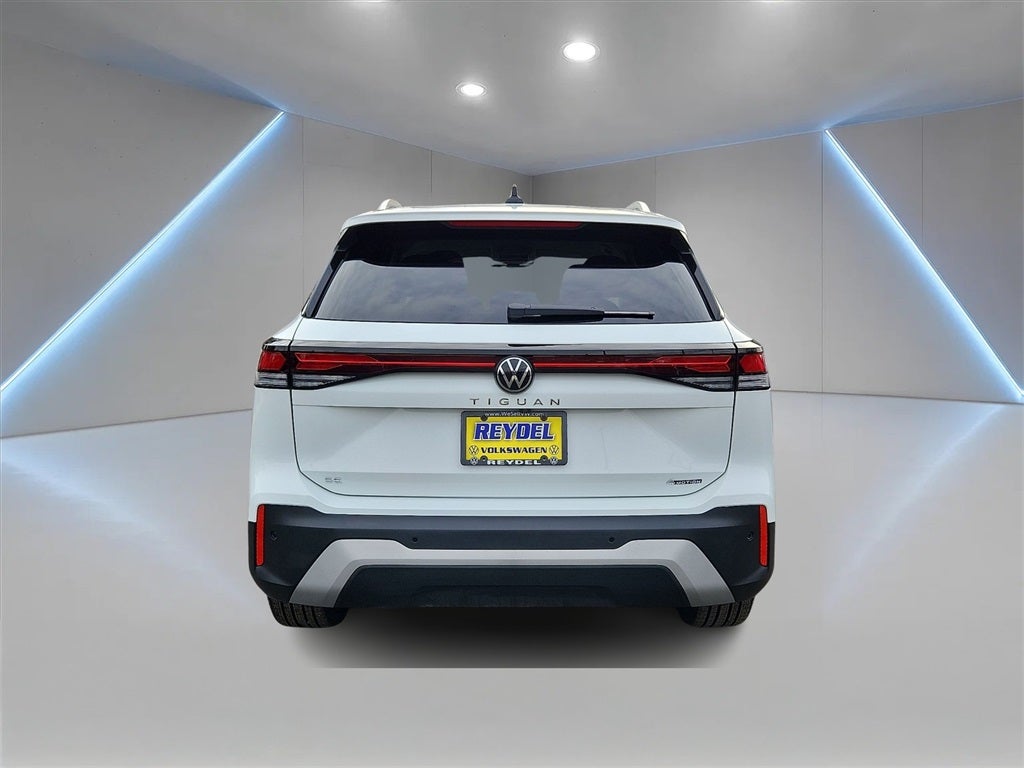 2025 Volkswagen Tiguan 2.0T SE