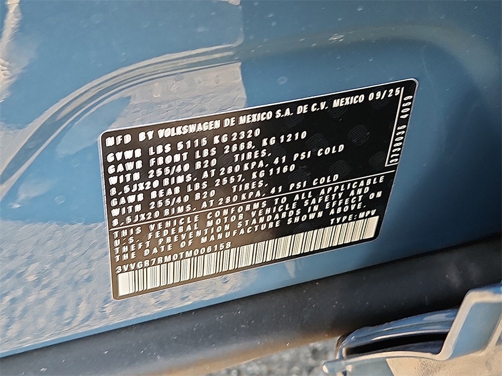 2026 Volkswagen Tiguan 2.0T SE R-Line Black