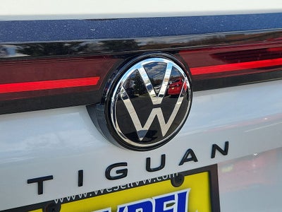 2026 Volkswagen Tiguan 2.0T SE R-Line Black