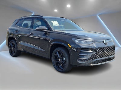 2026 Volkswagen Tiguan 2.0T SE R-Line Black