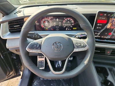 2026 Volkswagen Tiguan 2.0T SE R-Line Black