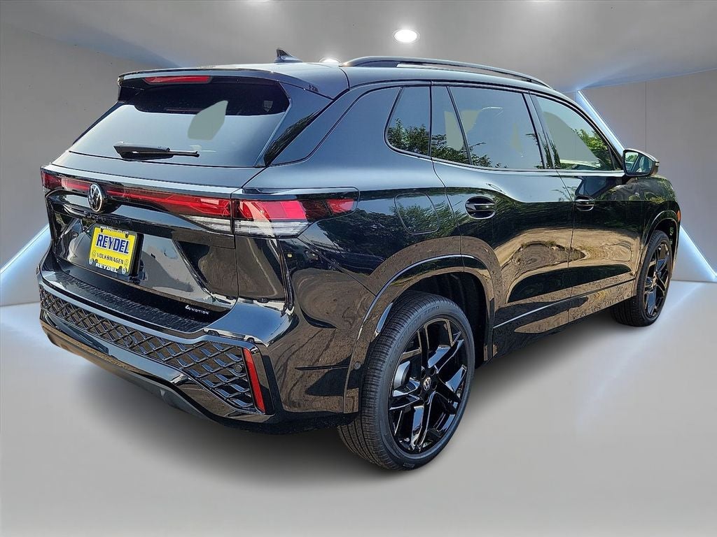 2026 Volkswagen Tiguan 2.0T SE R-Line Black