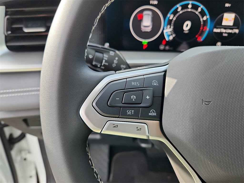 2025 Volkswagen Tiguan 2.0T SE