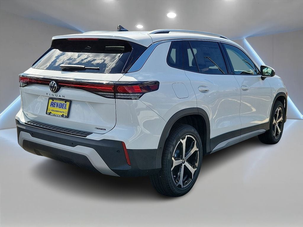 2026 Volkswagen Tiguan 2.0T SE
