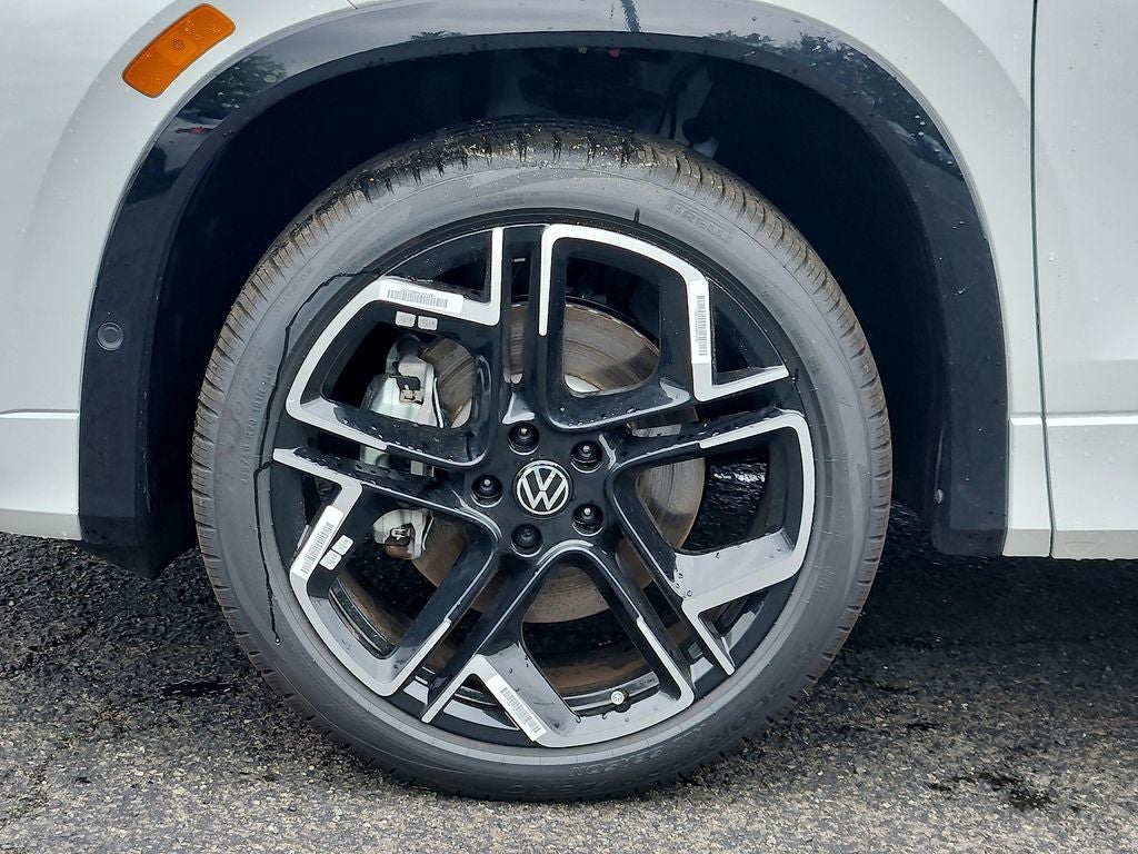2026 Volkswagen Tiguan 2.0T SEL R-Line Turbo