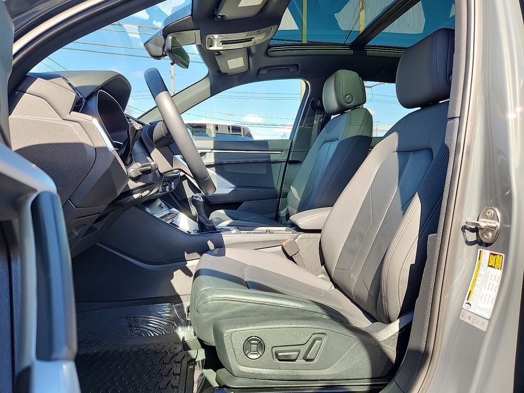 2020 Audi Q3 Premium quattro