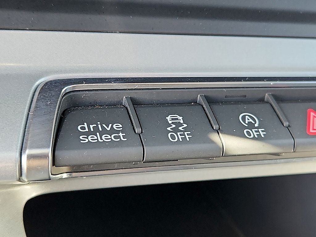 2020 Audi Q3 Premium quattro