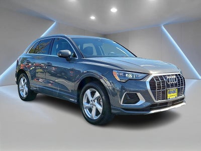 2020 Audi Q3 Premium quattro