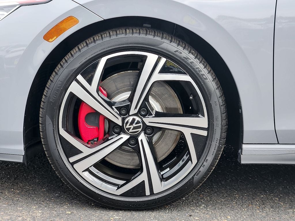 2025 Volkswagen Golf GTI 2.0T SE