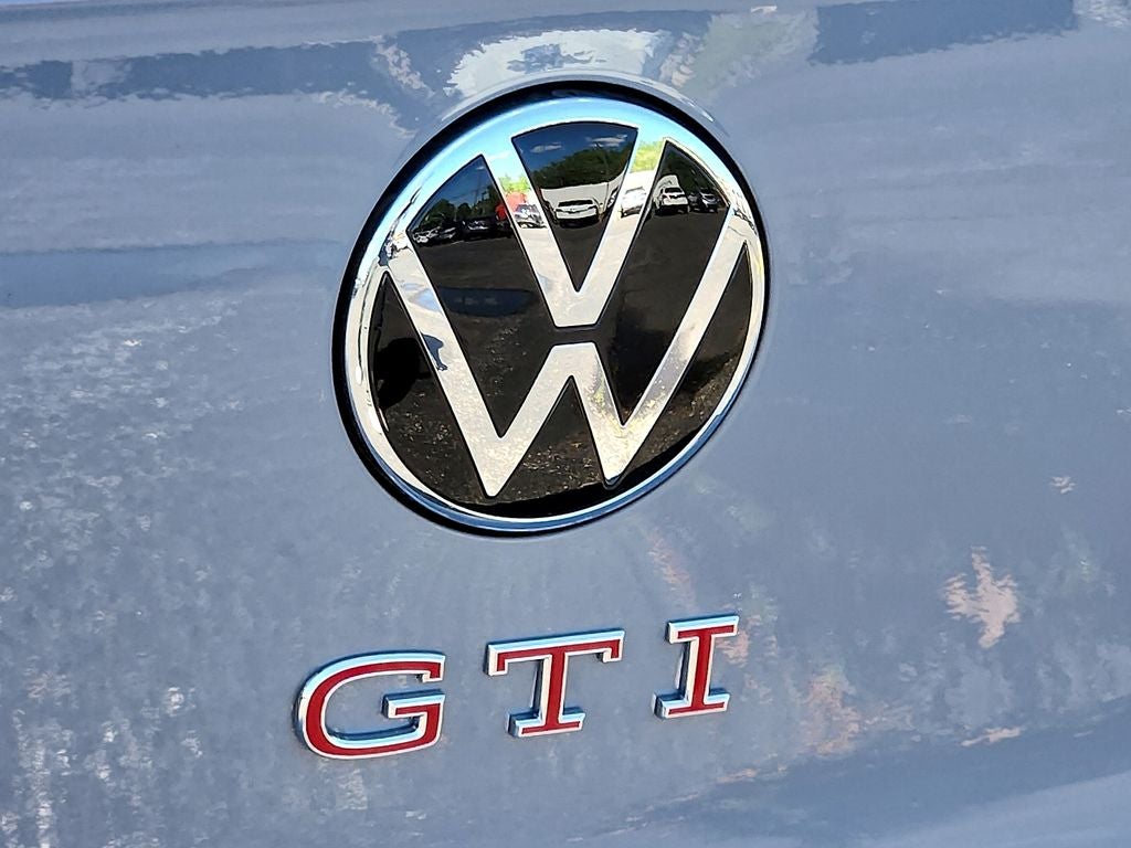 2026 Volkswagen Golf GTI Autobahn